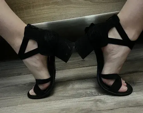 🦶 👠