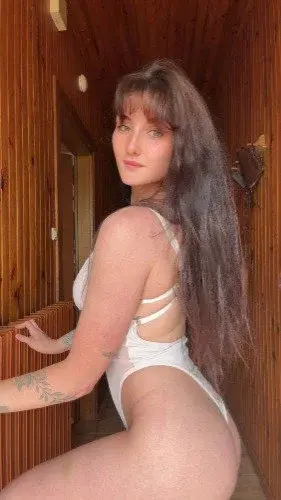 Tu me préfères de profil… ou quand je te regarde droit dans les yeux ? 😇

Réponds-moi en privé, j’ai envie de voir si on a les mêmes goûts…