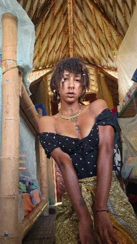 Ce soir je sors avec les copines du volontariat vamos a bailar ✨️