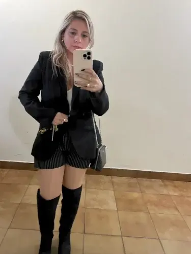 Discutons maintenant😇je suis impatiente de te sentir près de moi🥰💋

Abonnement Gratuit💖
