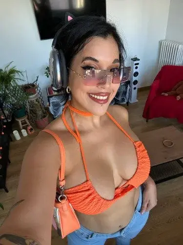❤️

Rejoins moi en privé l'abonnement est gratuit 🔥