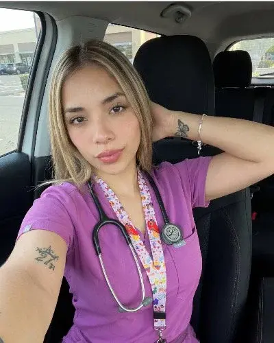 Coucou, si tu veux venir discuter c’est gratuit😇