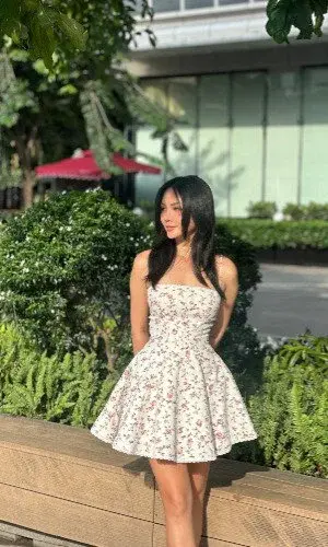 Tu aimes bien ma robe ?