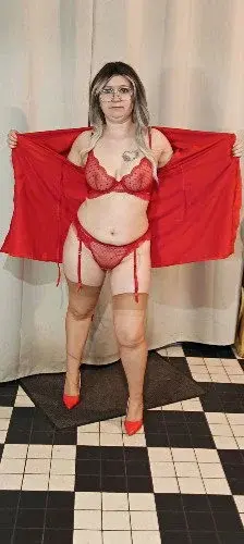 Nouvelle petite tenue rouge assorti au escarpins 🥰🥰🥰 code promo SABELINE31 