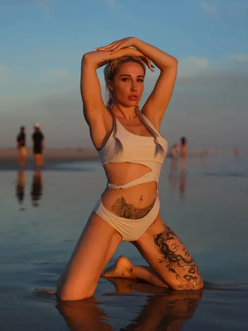 Laraiza mym media leak - photo 2 | French Modeles