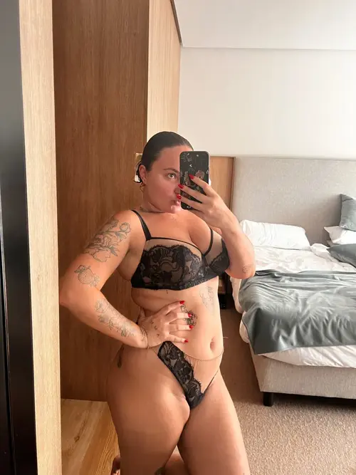 Camilleeee mym media leak - photo 3 | French Modeles