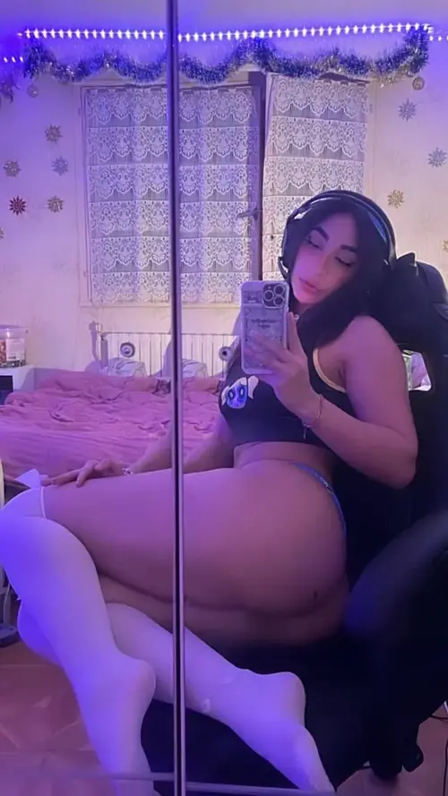 _aphrodita mym media leak - photo 5 | French Modeles