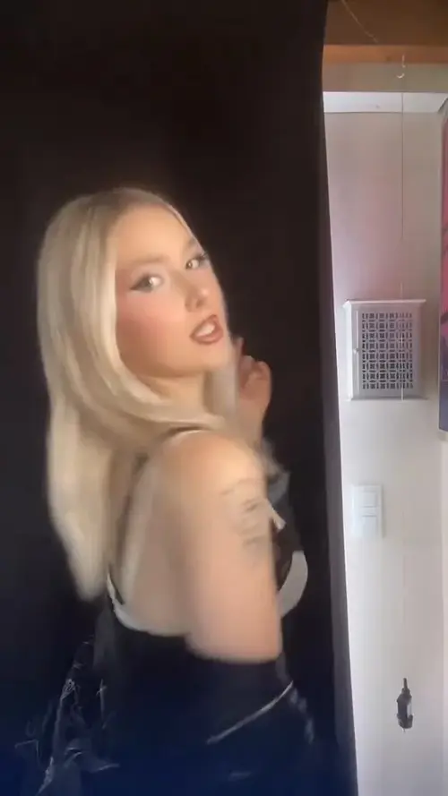 coralie_grande666 mym media leak - photo 3 | French Modeles