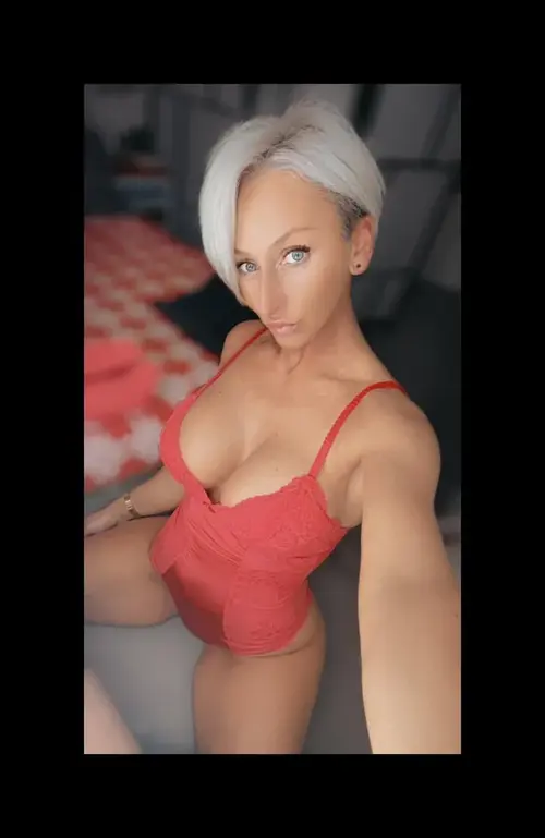 Celine46 mym media leak - photo 3 | French Modeles