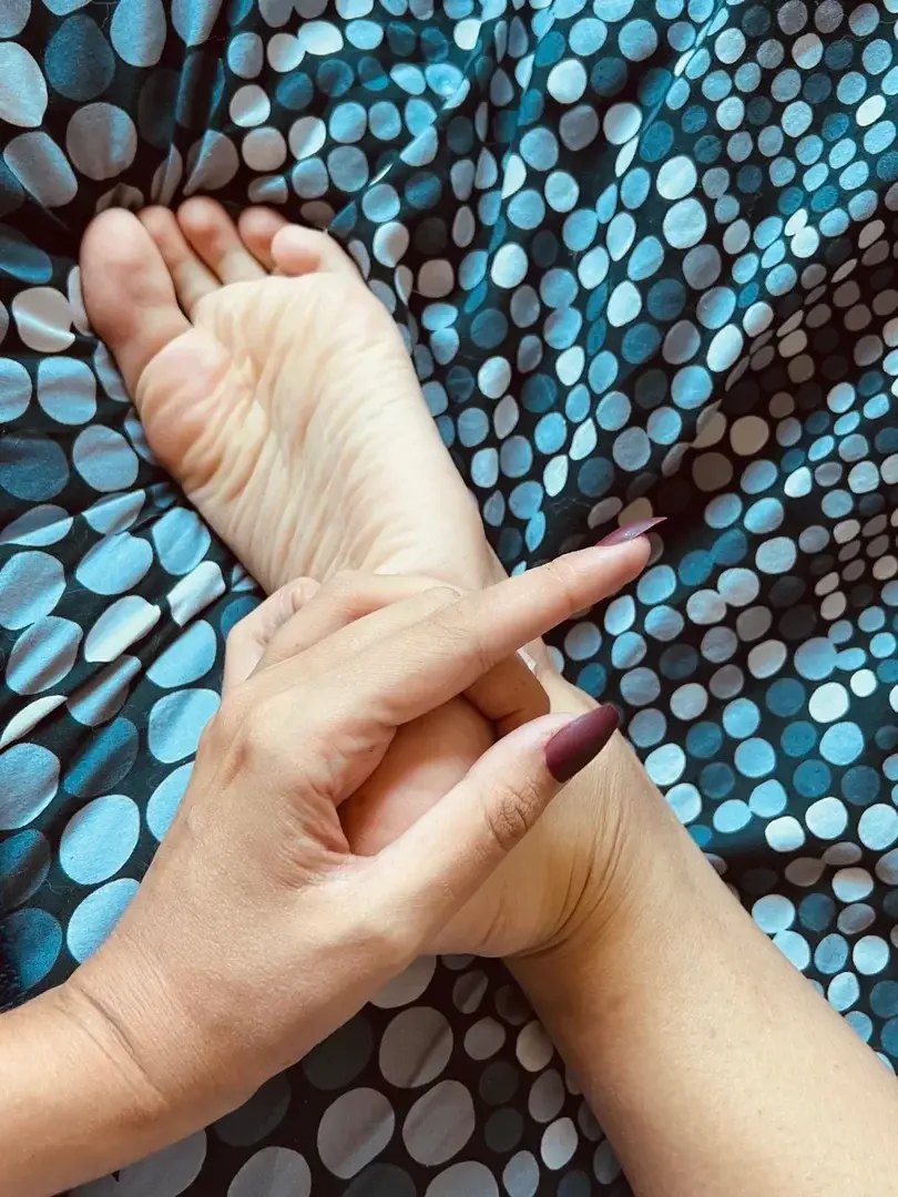Leak & nude 3 — Flo_j_pieds