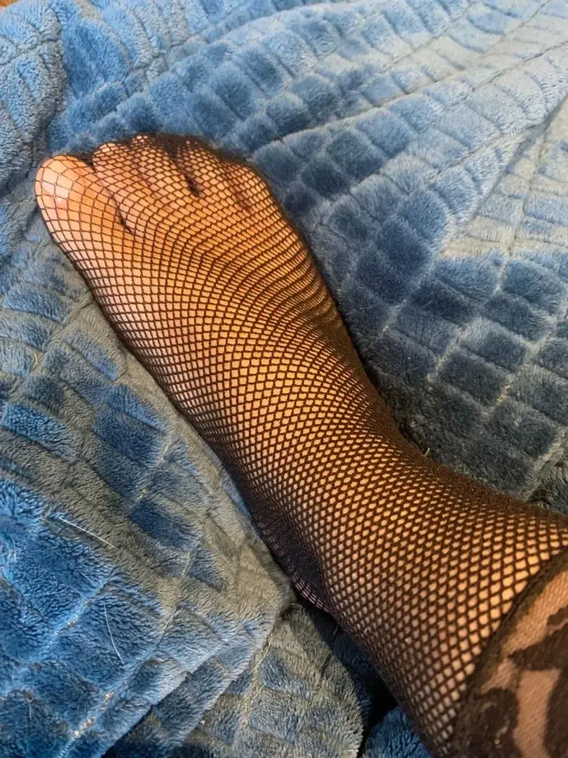 Leak & nude 8 — Feet-piedsfemme