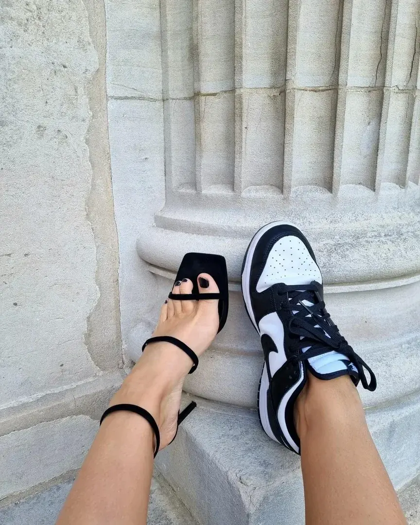 Leak & nude 3 — Sexyfeetsgirl
