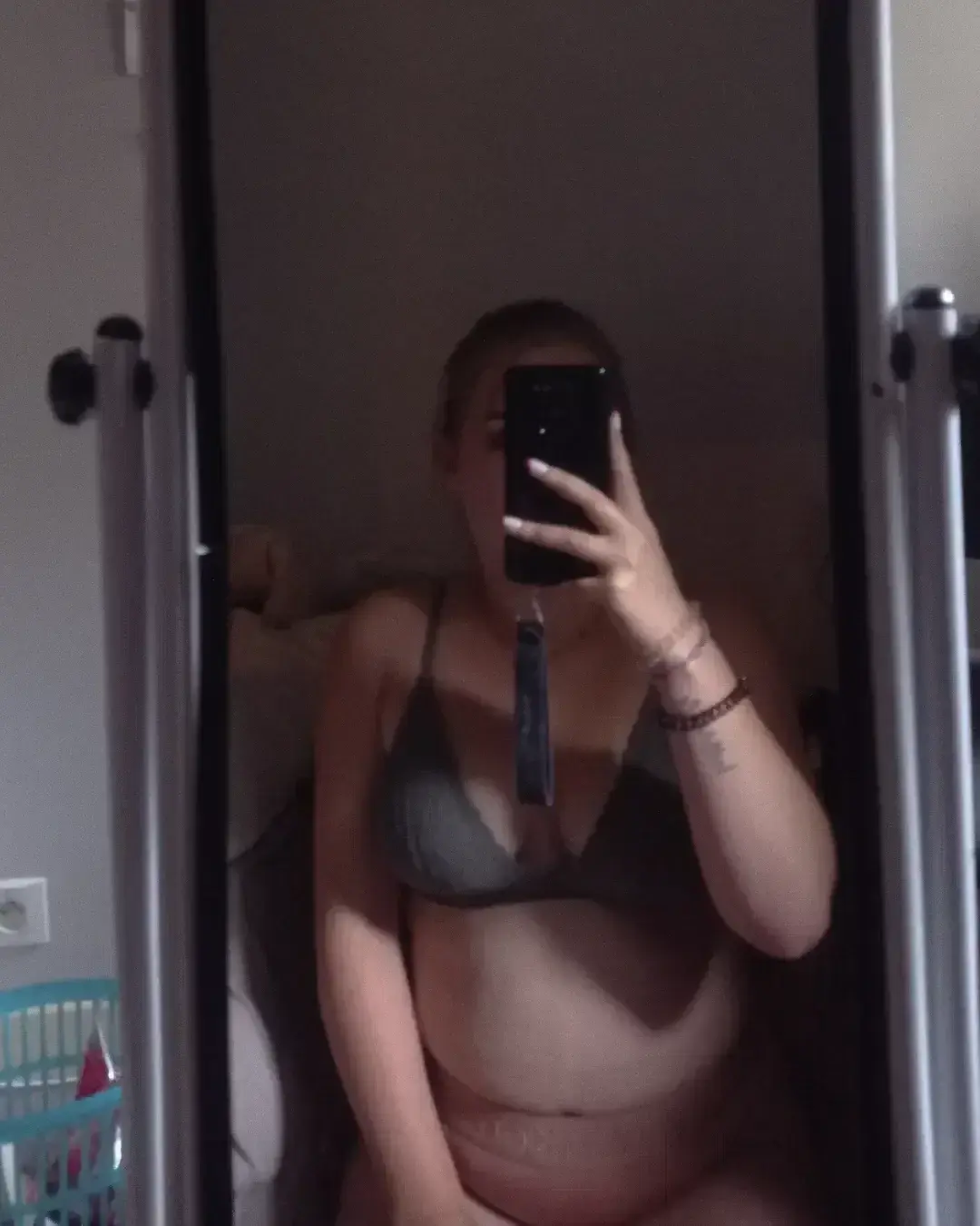 Leak & nude 1 — Boreale01