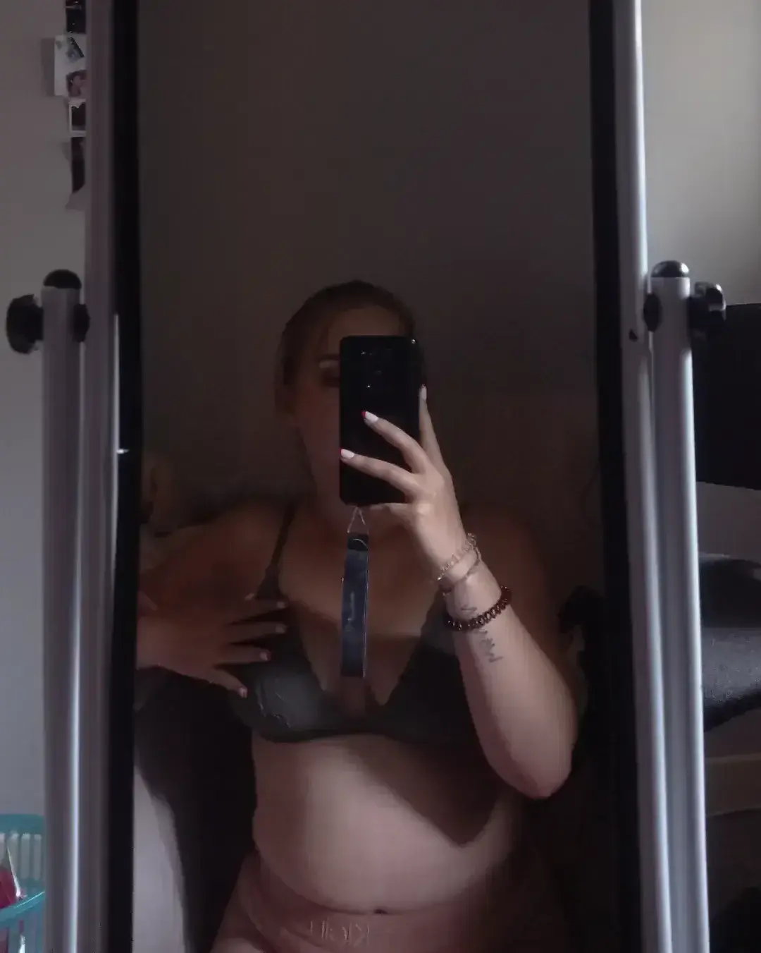 Leak & nude 4 — Boreale01