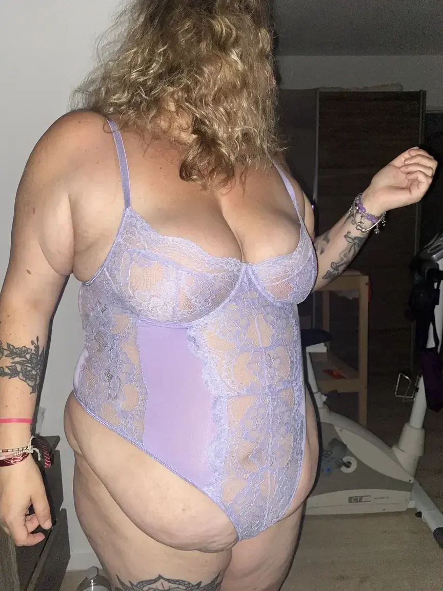 Leak & nude 8 — Dineplaisir