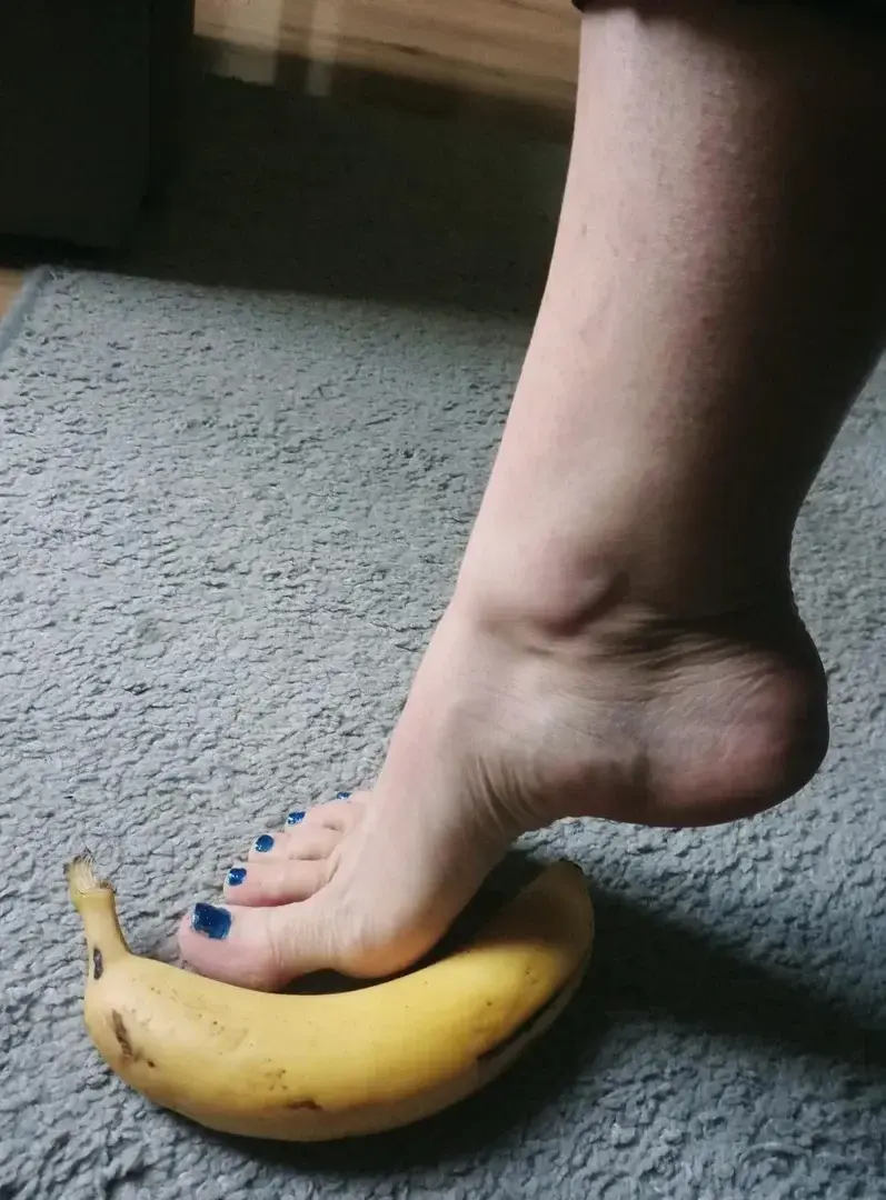 Leak & nude 2 — Lollyfeetlove