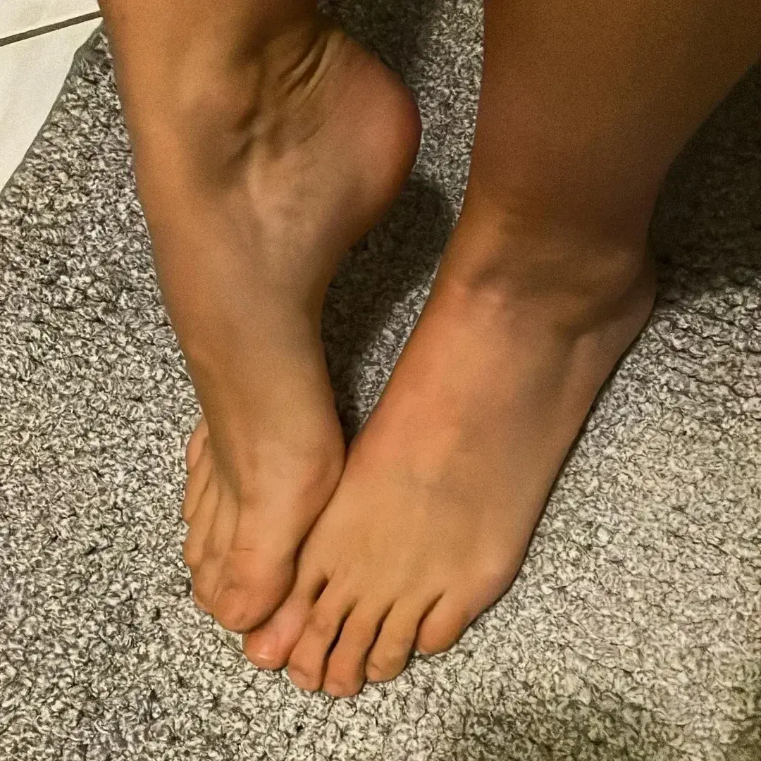 Leak & nude 4 — Foot_sexy_
