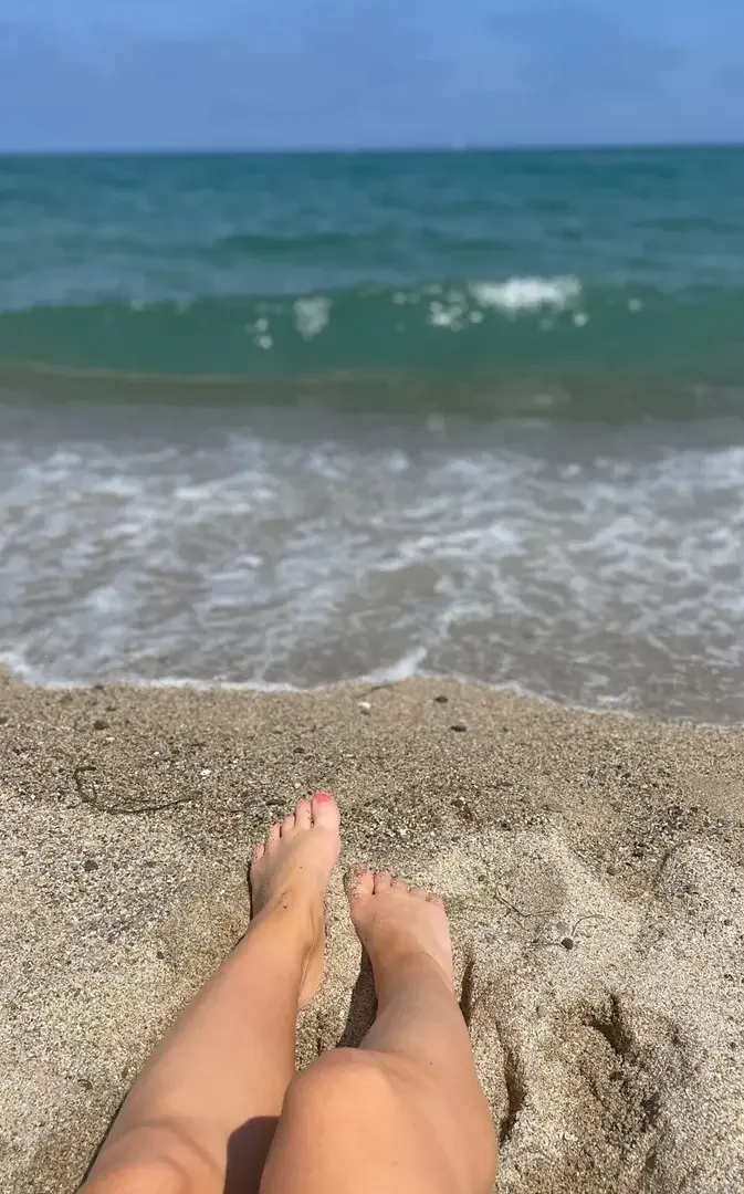 Leak & nude 1 — Foots_loverz