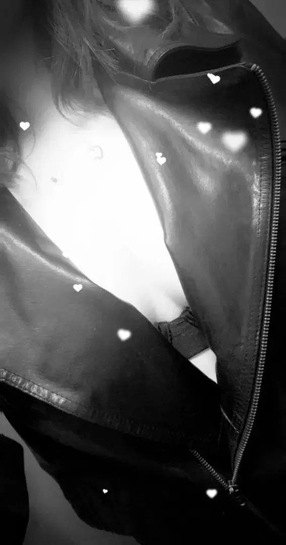 Leak & nude 5 — Lealovelips