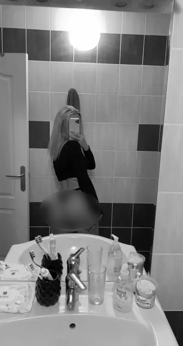 Leak & nude 1 — Emeline_poitier