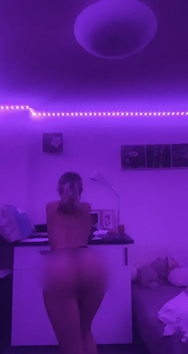 Leak & nude 5 — Emeline_poitier