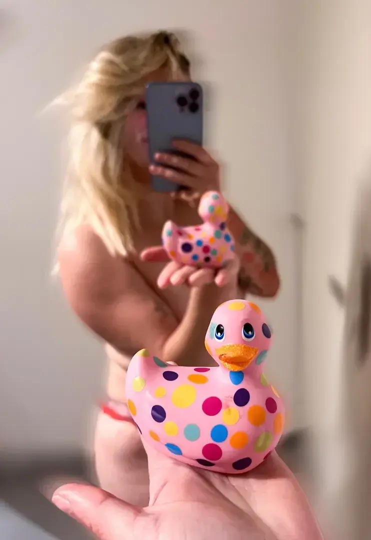 Leak & nude 2 — Lolablueeyesss