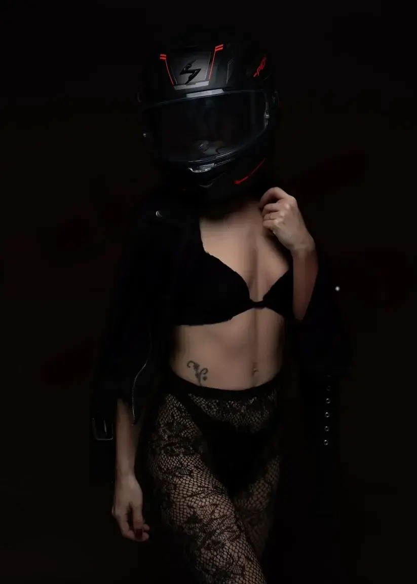 Leak & nude 2 — --livia--