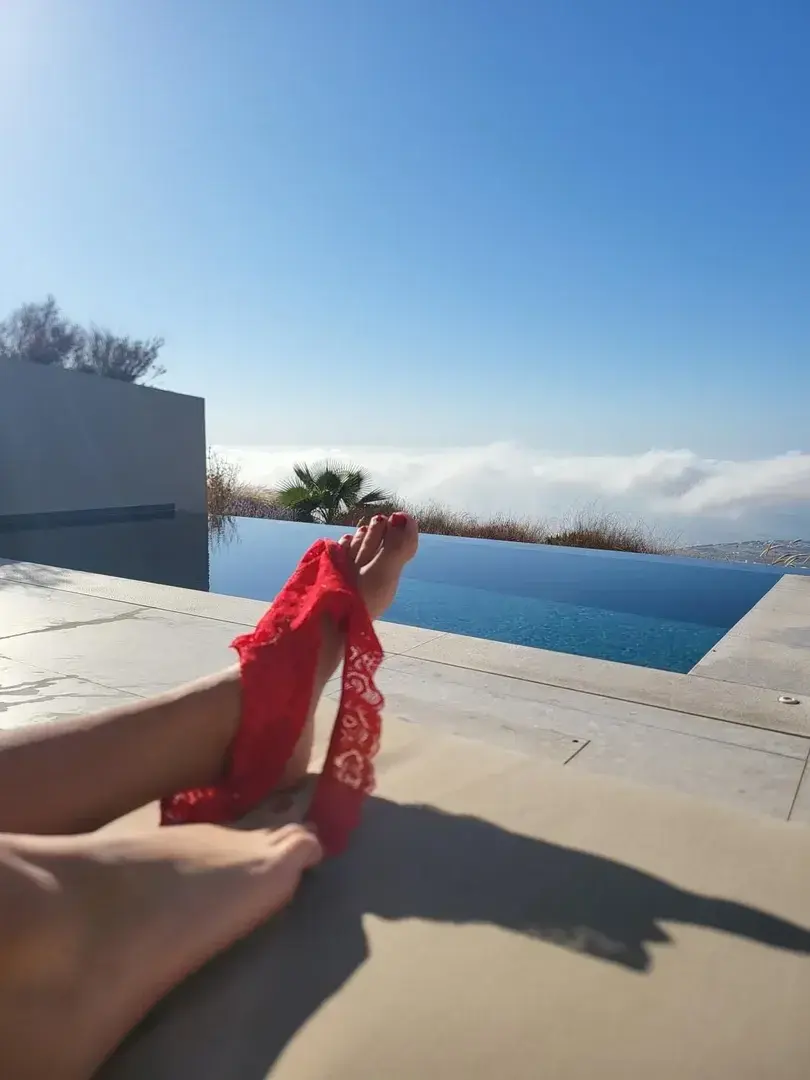 Leak & nude 1 — Xxxfrenchteencutyfeetxxx