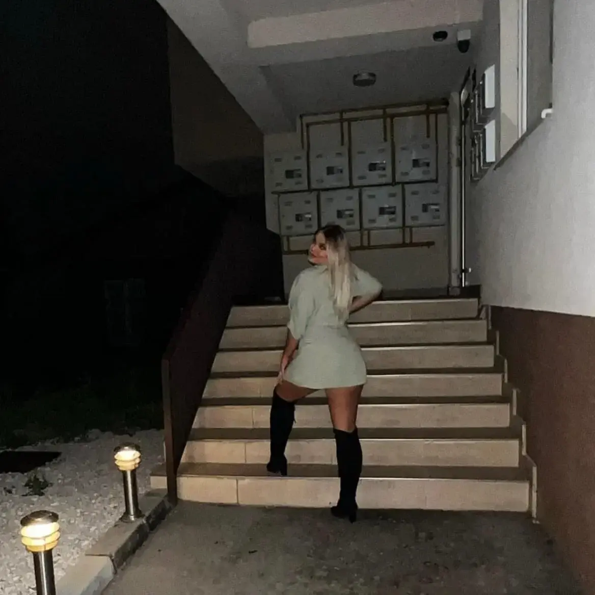 Leak & nude 4 — Bl0ndebaddie