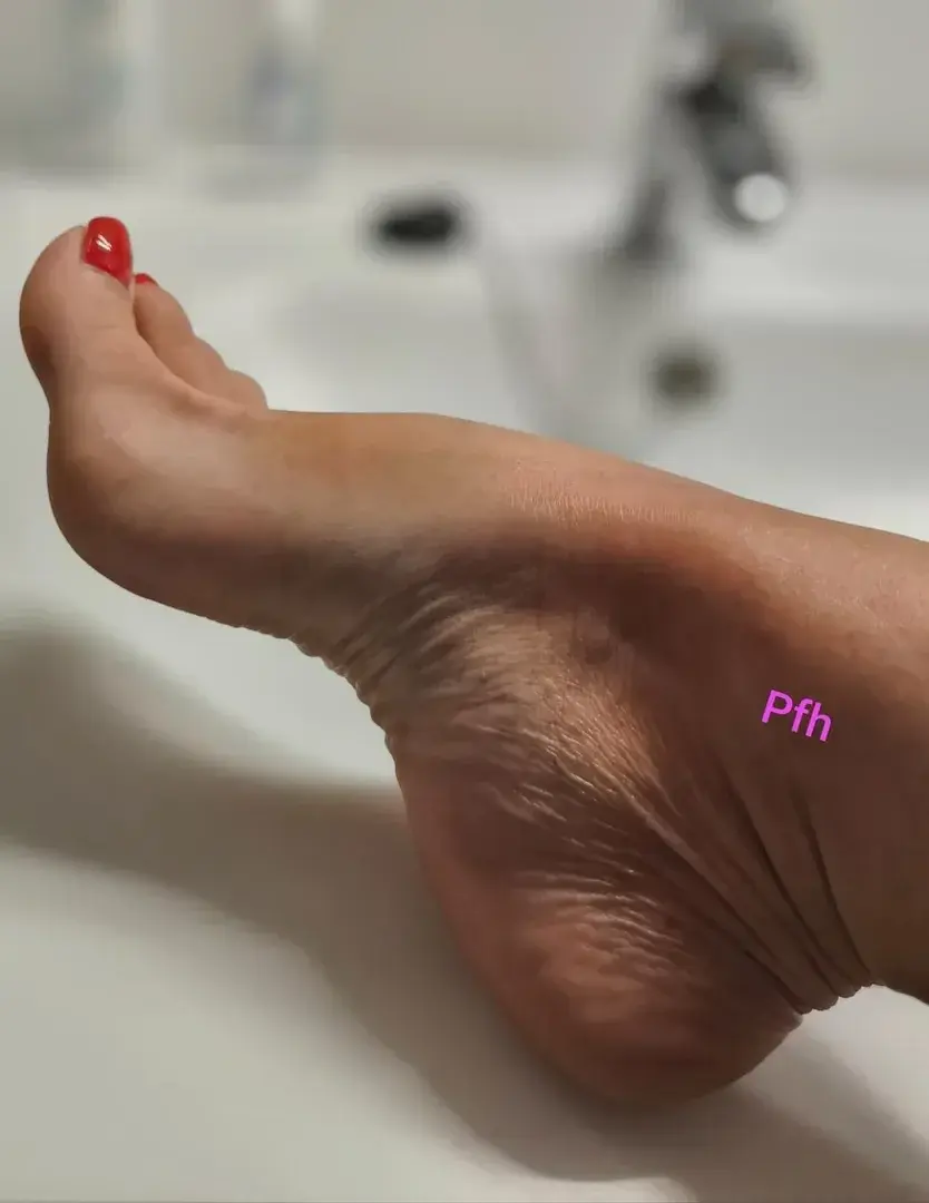 Leak & nude MYM — Princesse_feetandheels : « média » (MYM)