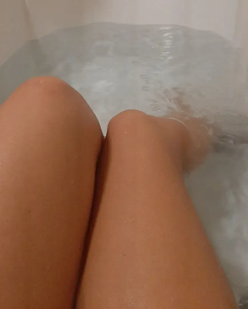 Leak & nude 1 — jelenapourteservir