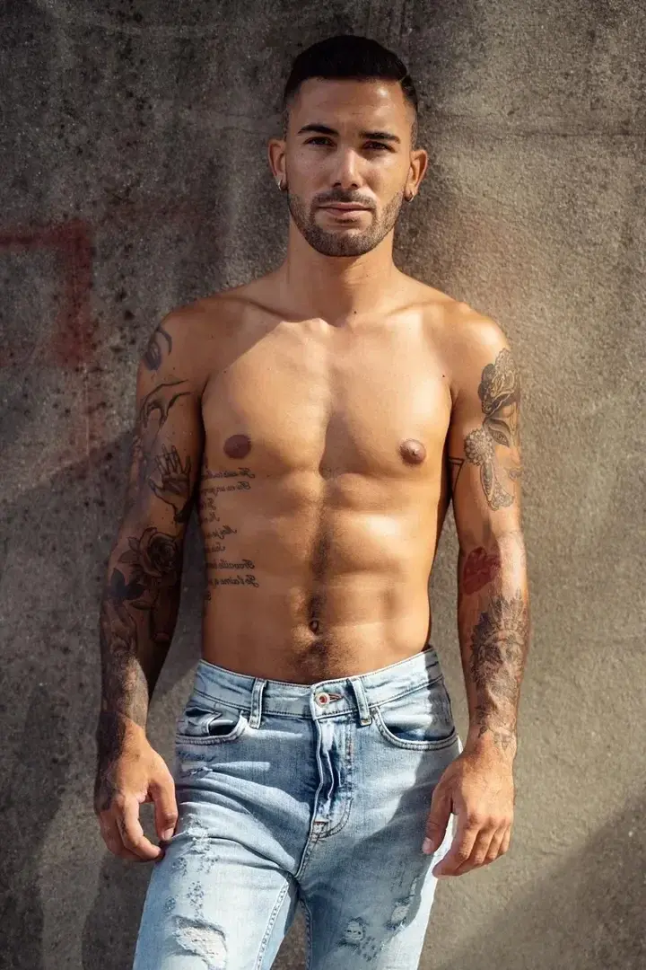 Leak & nude 3 — Hugoabdos