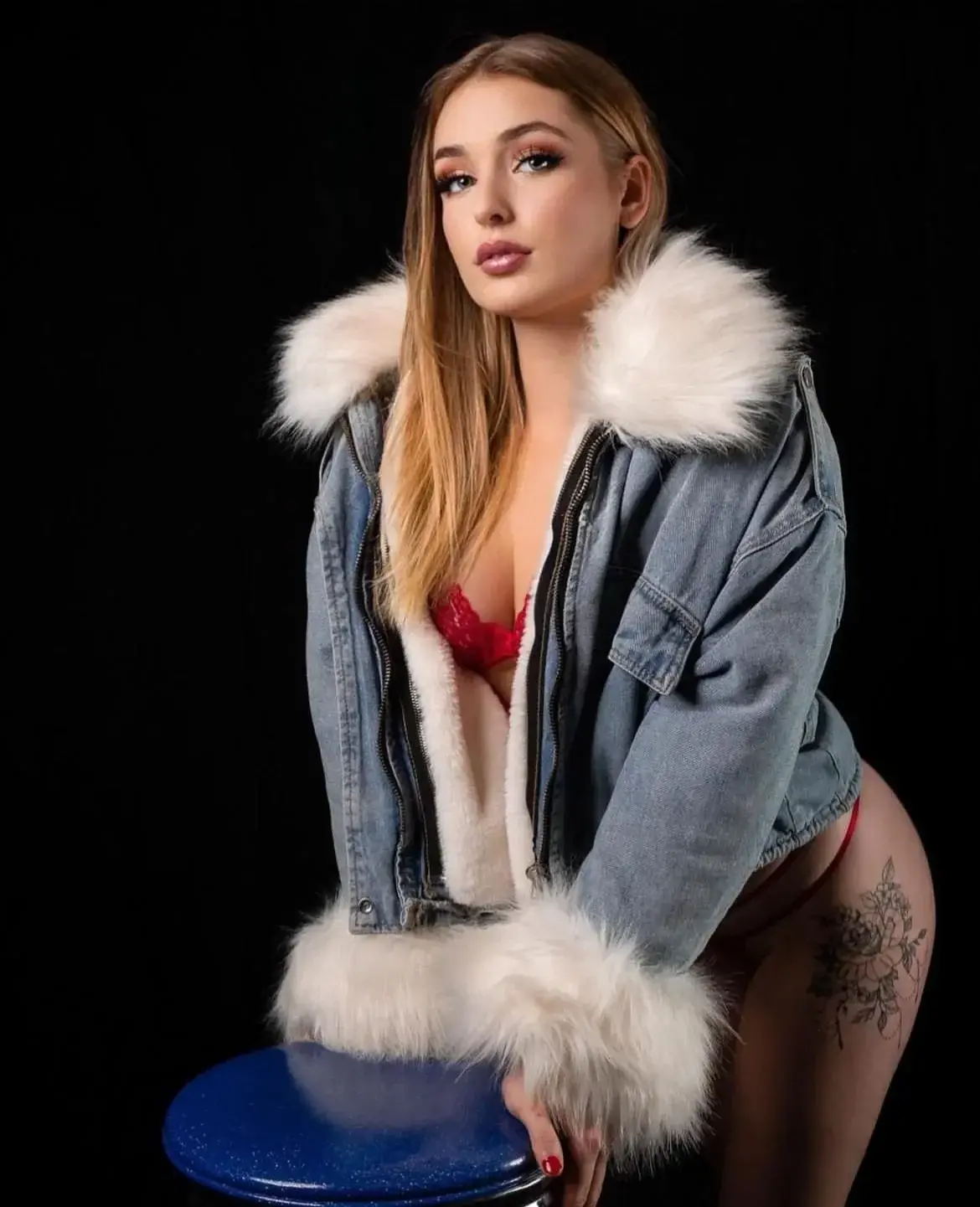 Leak & nude 1 — Leyashaitik