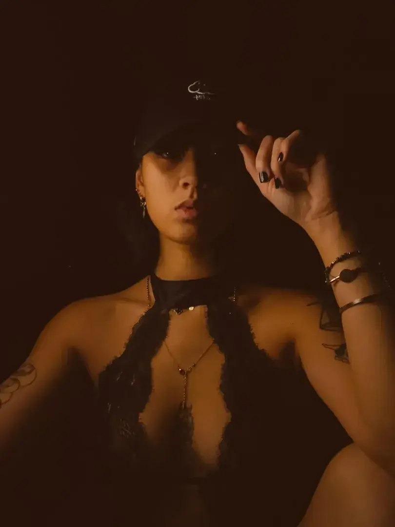 Leak & nude 7 — Time_instant