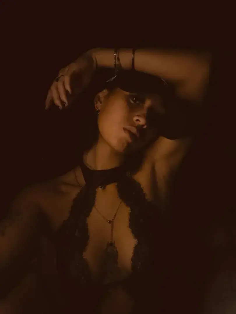 Leak & nude 9 — Time_instant