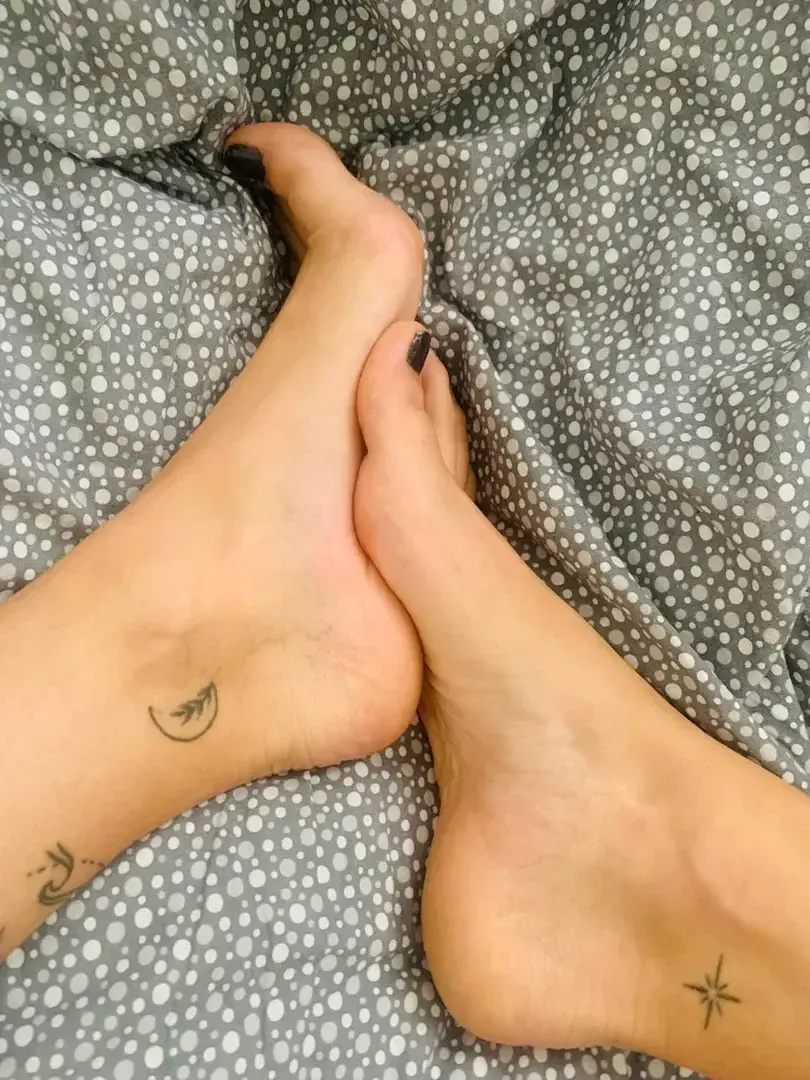 Leak & nude 3 — Doucesweetie