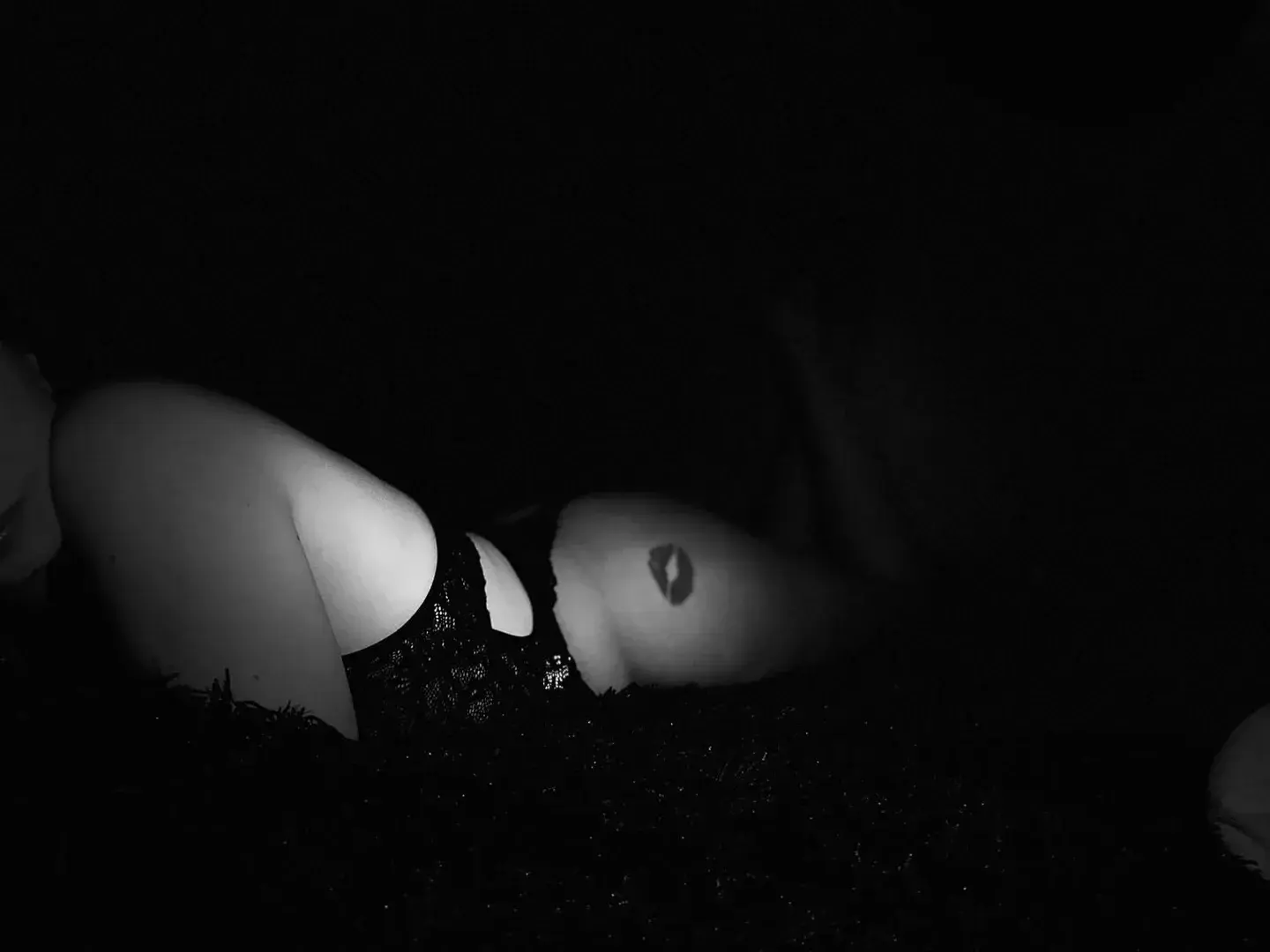 Leak & nude 5 — Little-red_