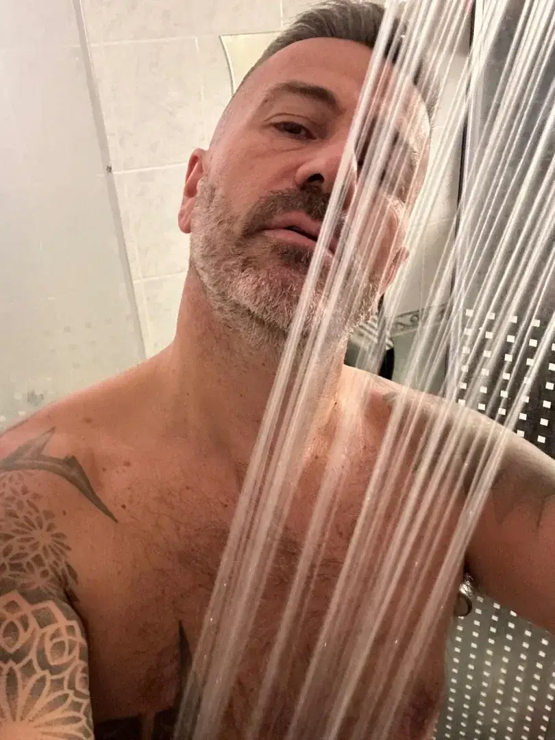 Leak & nude 3 — Silverblue