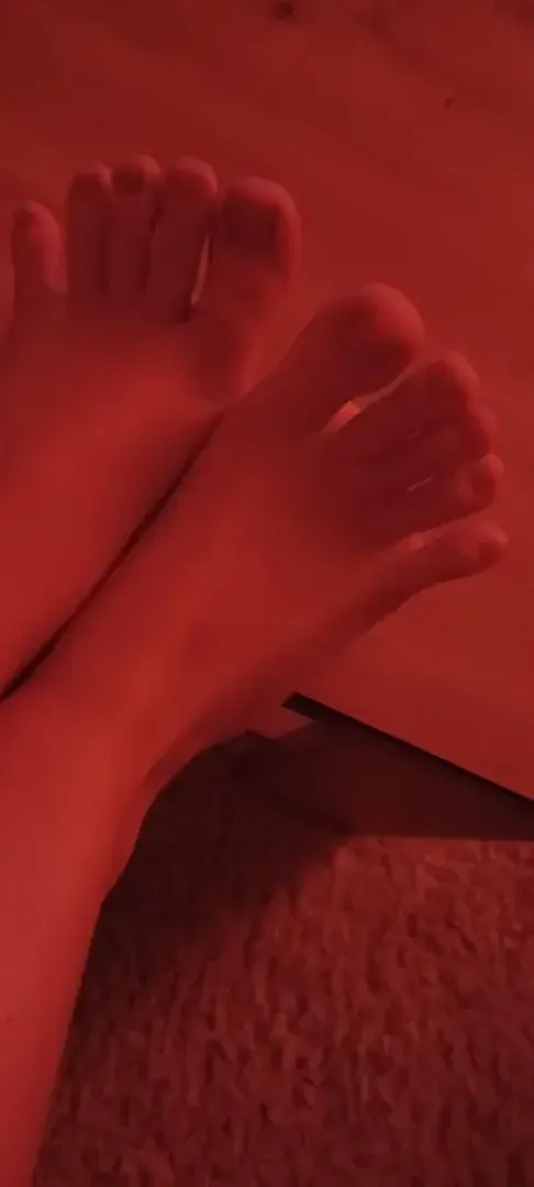 Leak & nude 3 — Piedtresse