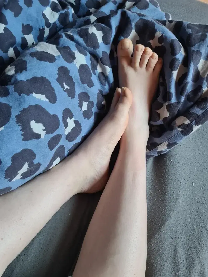 Leak & nude 3 — Belgianfeetfun87
