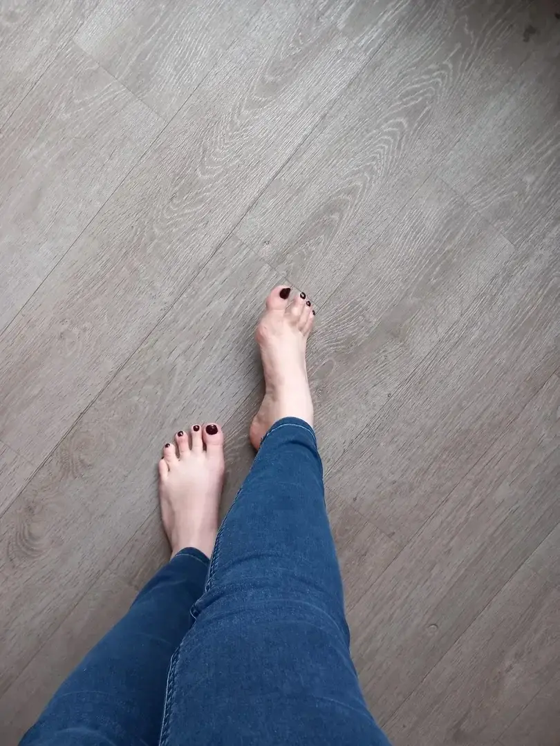 Leak & nude 1 — Parisfeetfan