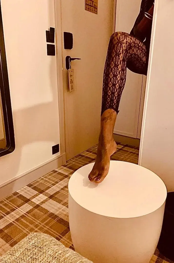 Leak & nude MYM — Sunbony : « Tu veux jouer à cache-cache avec moi?😌😁♥️ » (MYM)