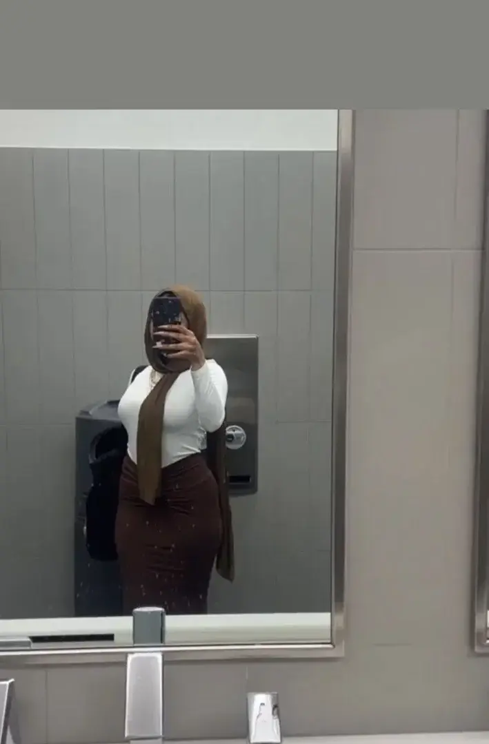 Leak & nude 10 — Hijabnaughty