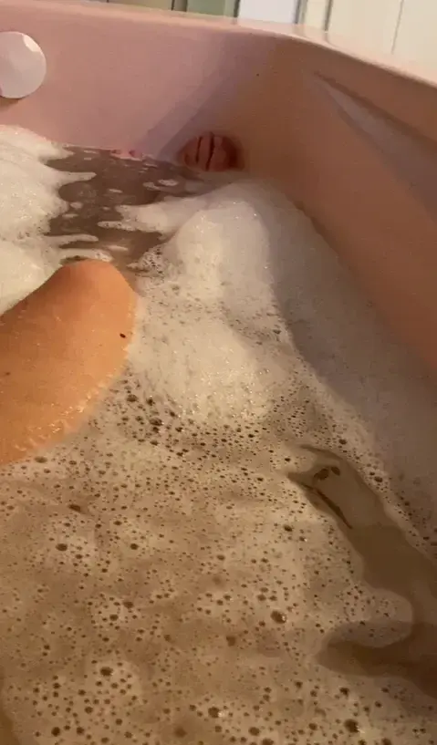 Leak & nude 1 — dansmonbaindemousse