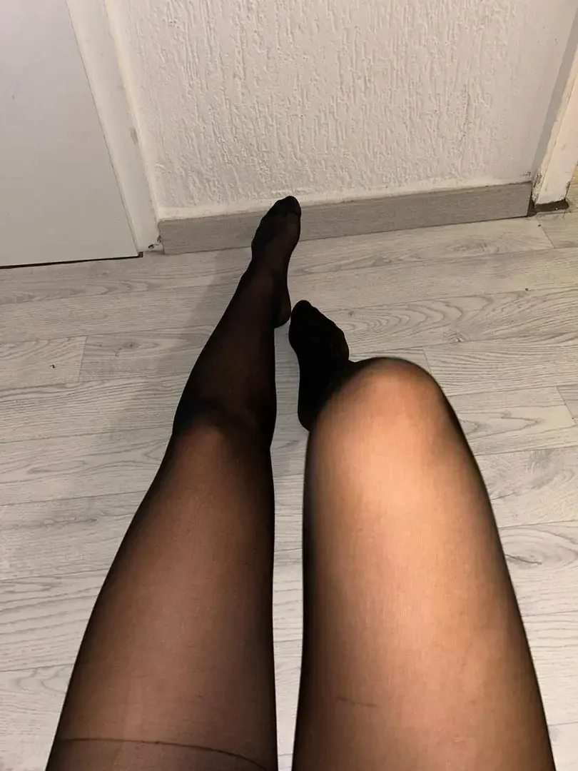 Leak & nude 3 — Lickmyfeet44