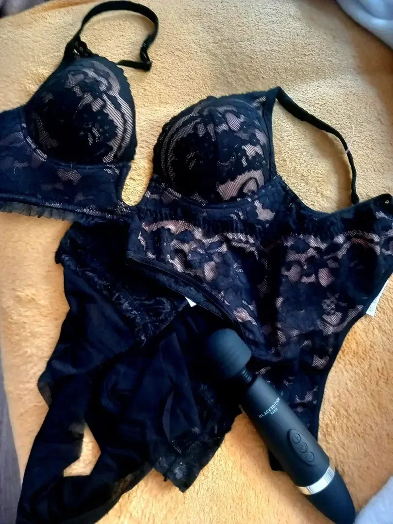 Leak & nude 4 — Nlixxx