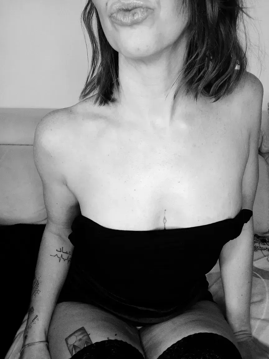 Leak & nude 1 — Nlixxx