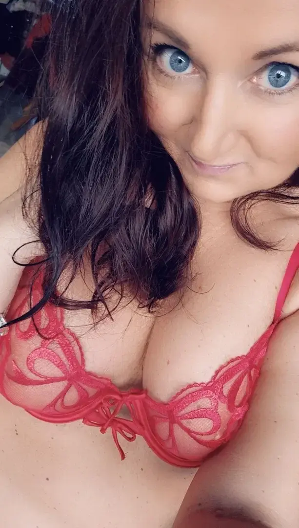 Leak public de Eclipse29 — « Joyeux noël 🎀 » (nude) sur MYM