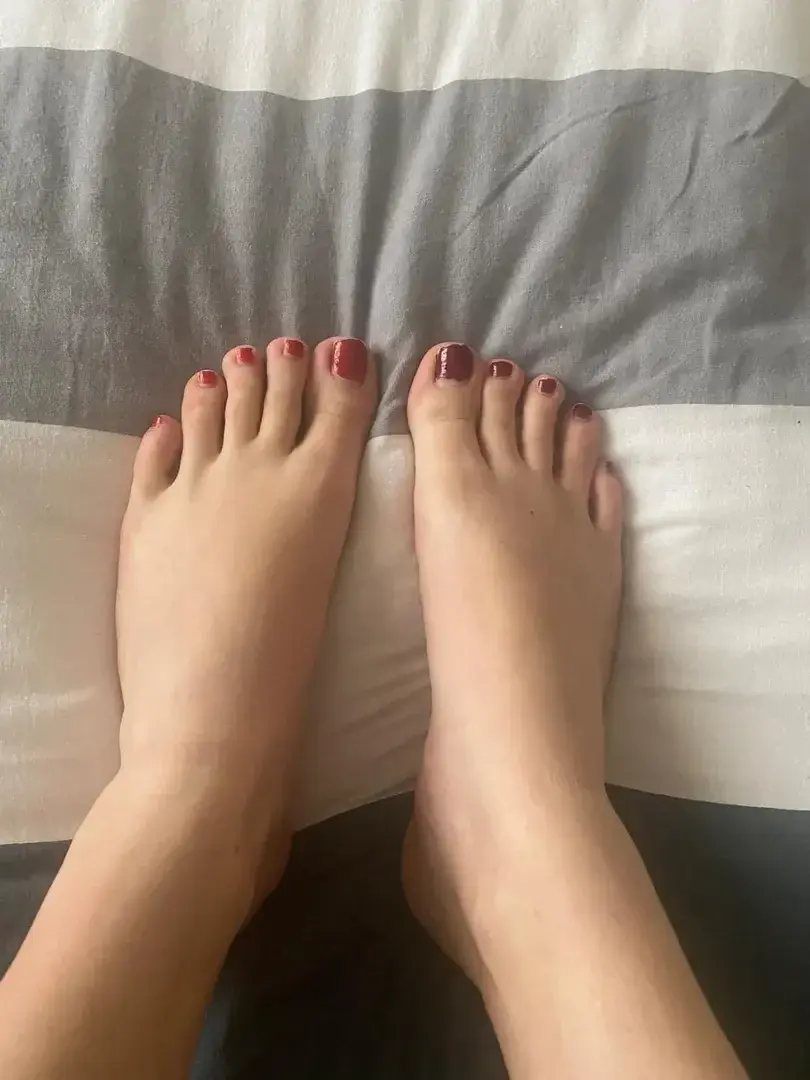 Leak & nude 1 — Pieds_fetichistes