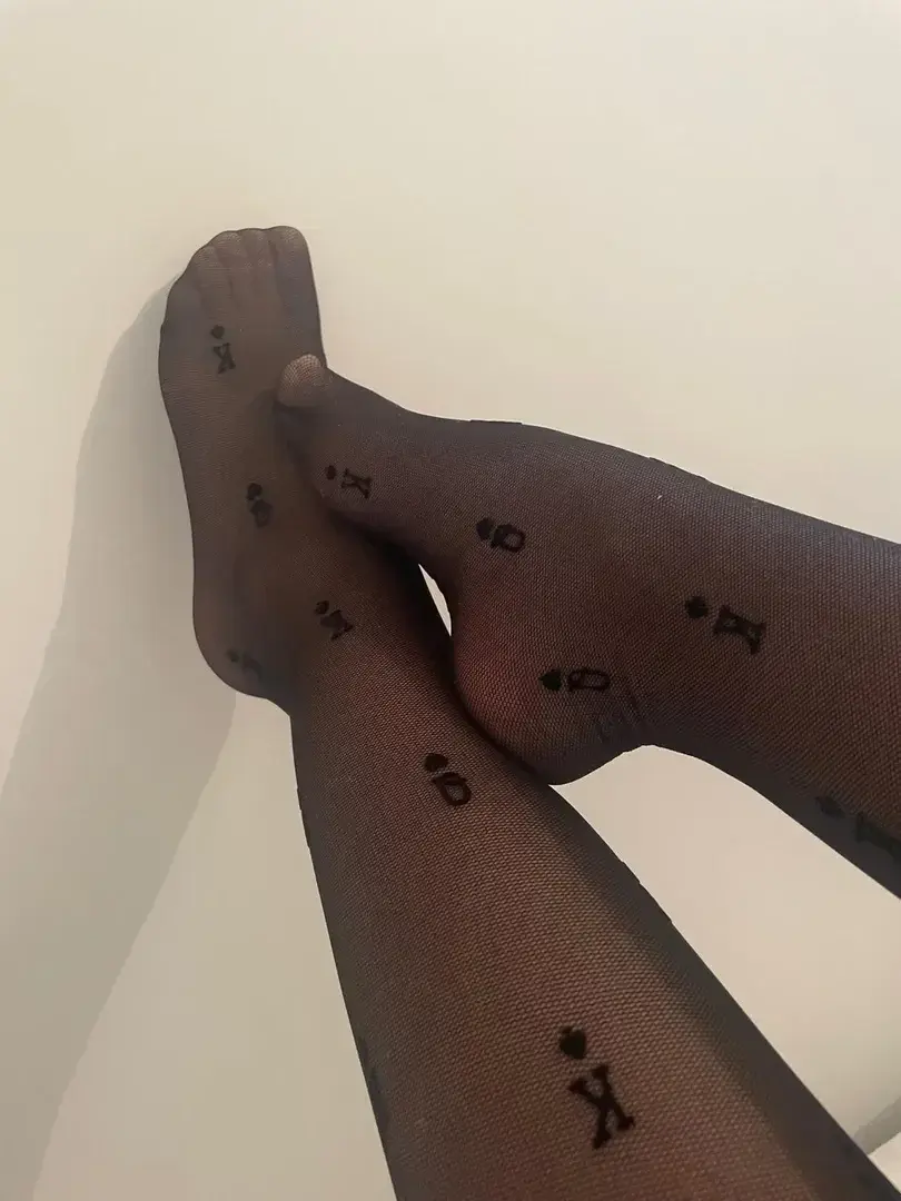 Leak & nude 3 — _queen_bee_